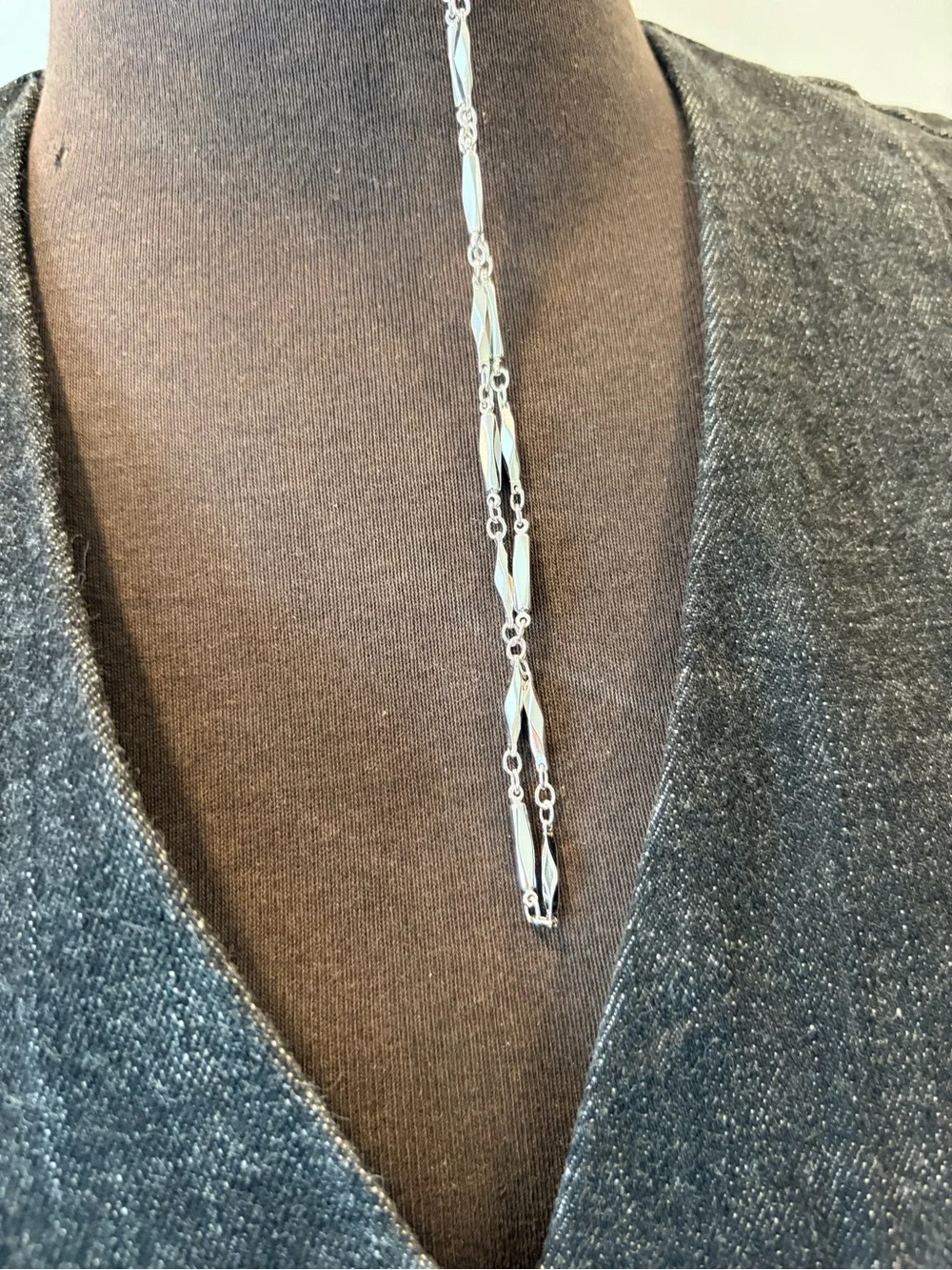 Nikken Platinum-Tone Magnetic Wellness Necklace NIB Vintage Never Worn